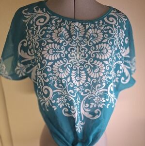 Wishful Park Teal and White Patterned Semi Cropped Tie Front Top Size Med